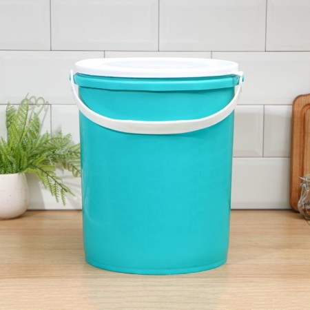A bucket with a sealed lid plastos, 12 l, color mix-5