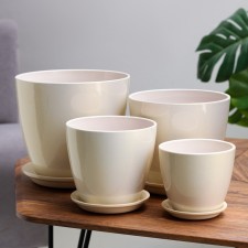 Set of pots 