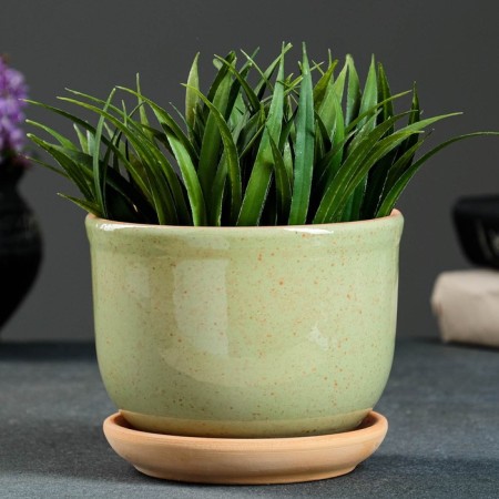 Flower pot "Lomonosovsky" green 0.7 l