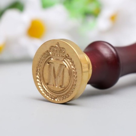 Printing for wax with a wooden handle "Crown with the letter m" 9x2.5x2.5 cm-3