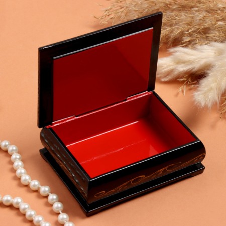 Casket "Girl with an owl", black, 8 × 10.5 cm, lacquer miniature-1