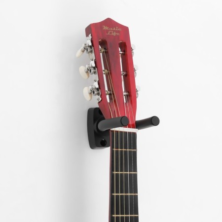 Hitter for the guitar wall, Music Life