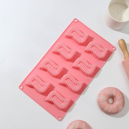 Baking uniform “Zorro”, silicone, 28 × 16 × 2 cm, 8 cells (5 × 6.6 cm), depth 1.7 cm, color mix-1