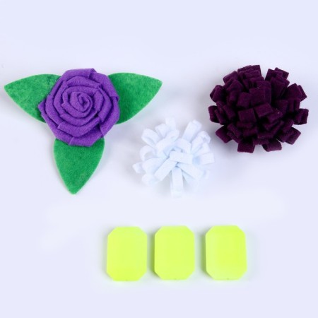 Set for creativity: Decor made of felt and a set of beads "Flower pattern"-1