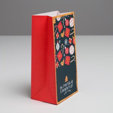 A package without handles "Happiness in the New Year", 10 x 19.3 x 7 cm, New Year-2