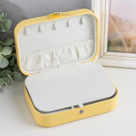 Casket to the leatherette for jewelry "Matte surface" yellow 16x11x5 cm-1