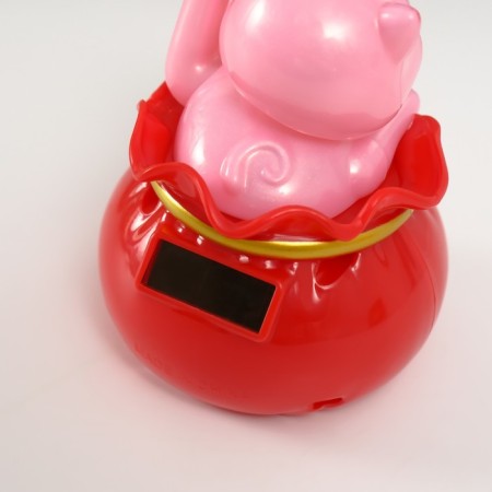 Plastic pendulum "Happy cat in a cash bag" White 7x7x9 cm-6