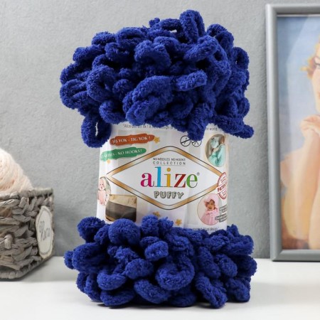 Yarn "Puffy" 100 % microopoliester 9m/100g (360 yards)