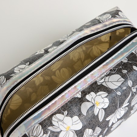 Cosmetic bag with lightning, black color-2