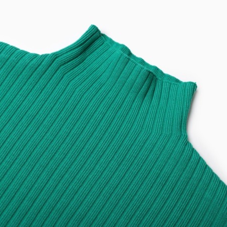 Women's costume (jumper/skirt), green color, size One size (46-50)-4
