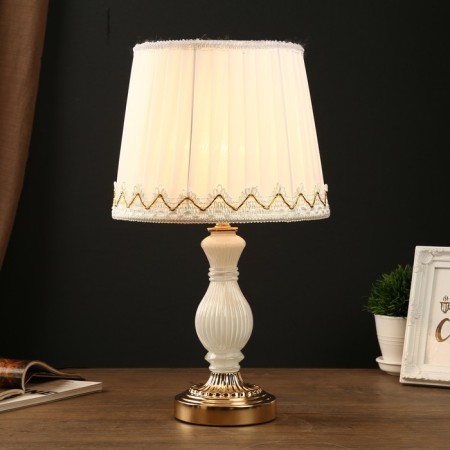 Table lamp "Milan" 1x40W E27 gold-white 24x24x43 cm Risalux-1