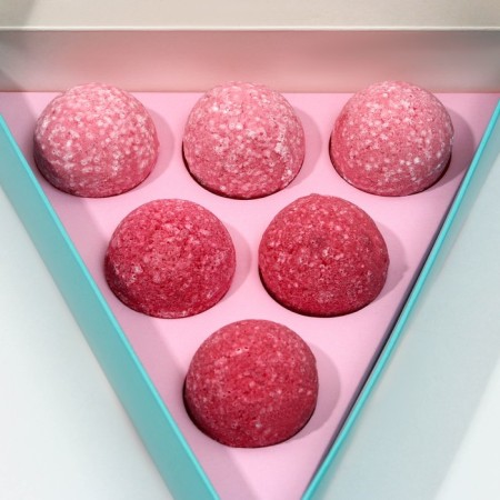 Gift set of cosmetics "Gift for you", a bath bomb 6 x 20 g, pure happiness-2