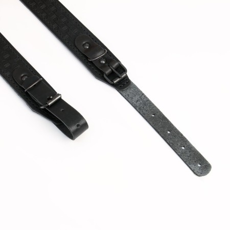 Linear belt, skin, black-1