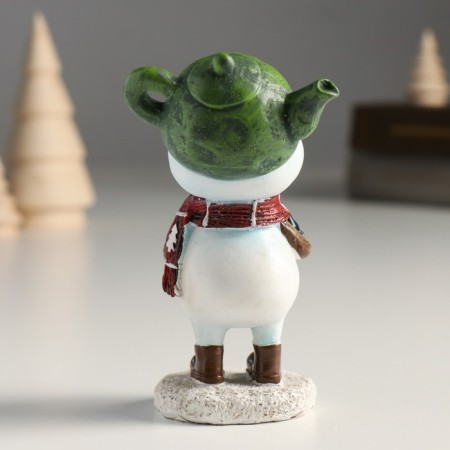 Souvenir Polystone "Snowman with a teapot on the head, holds a wreath" 6x6x11.5 cm-2
