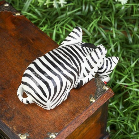 The souvenir tree "Zebra Tasya is spying" 19x11x5 cm-4