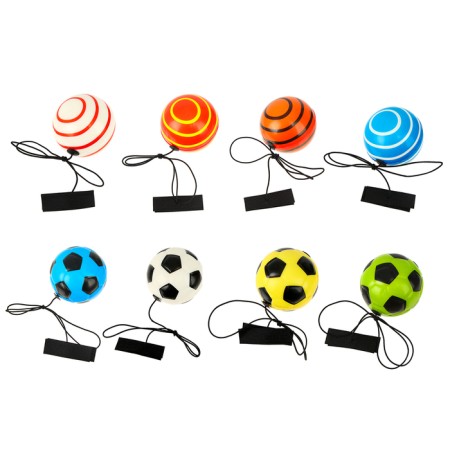 The ball is soft "game", with an elastic band, in a showbox-3