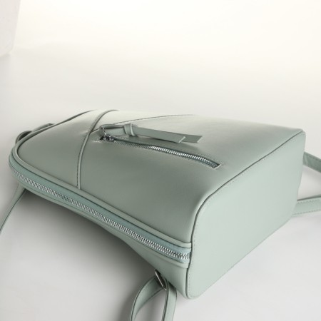 City backpack made of artificial leather with lightning, green color-4