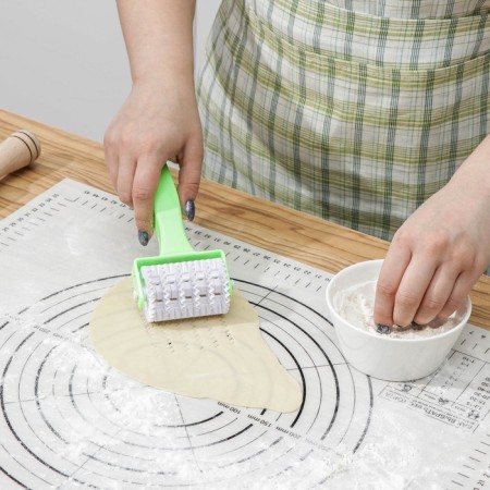 The dough roller “Bright” dough, 17 × 8 × 4.5 cm, textured, green color-2