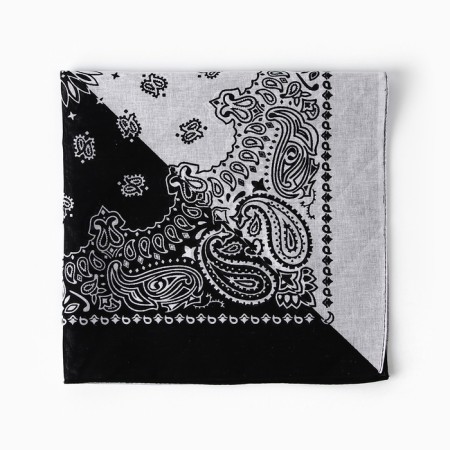 Women's scarf, white/black color, size 53-53-3