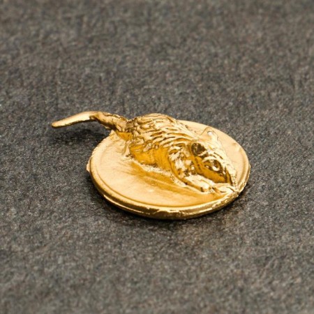Souvenir purse "Golden mouse on a coin", tin, 0.6x2.2x1.6 cm