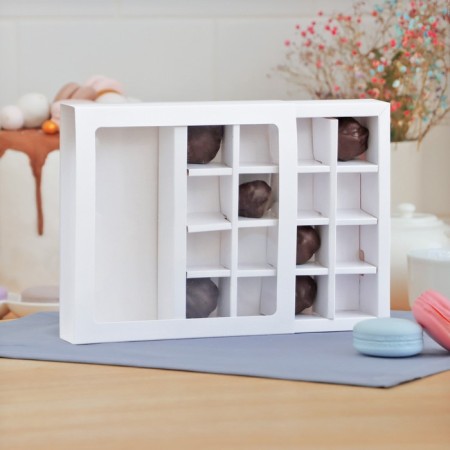 Box for sweets, white, 17.5 x 17.5 x 4 cm-1