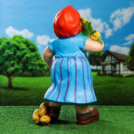 Garden figure "Dachine in the dress" 25x30x55cm-2