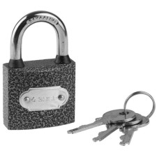 Castle Cades Master with a hinged, metal case, hardened puff, 38 mm
