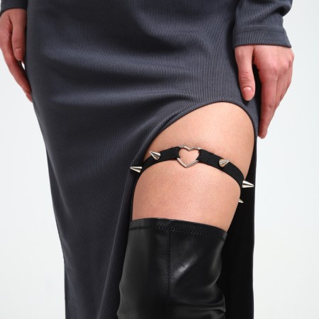 Drinking on the leg, black color