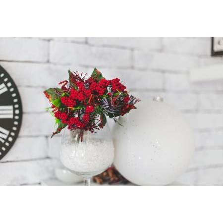 Decor "Winter Dreams" Kalina red 15 cm-1