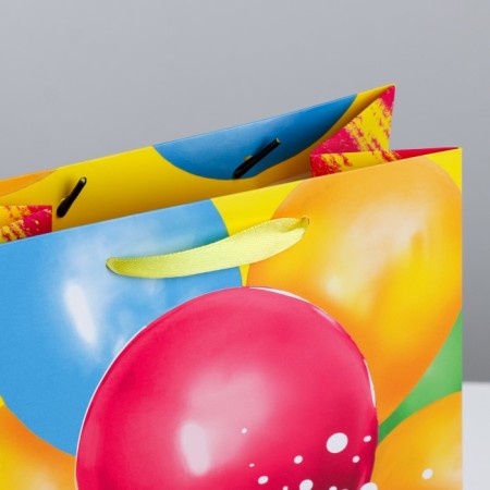Gift laminated vertical, packaging, “On your birthday”, MS 18 x 23 x 10 cm-3