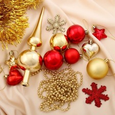 A set of jewelry plastic with the top of 50 pcs 