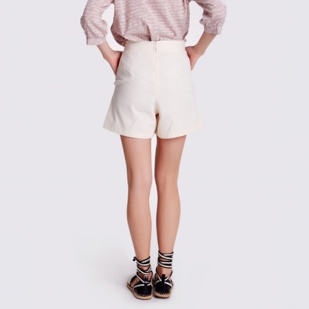 Women's shorts Minaku: Enjoy Milk color, rr 50-4