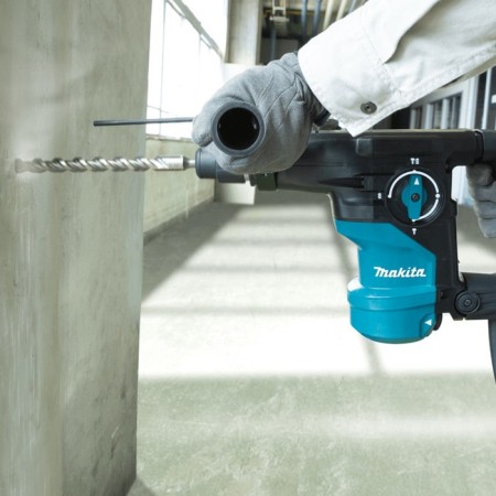 Perforator Makita HR3001CJ, 1050 W, SDS-Plus, 3 dir., 3.9 J, 4500 beats/min, antiviber. Hand 107541-1