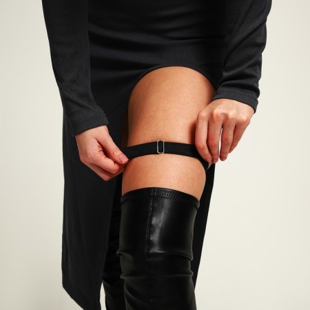 Drinking on the leg, black color-3