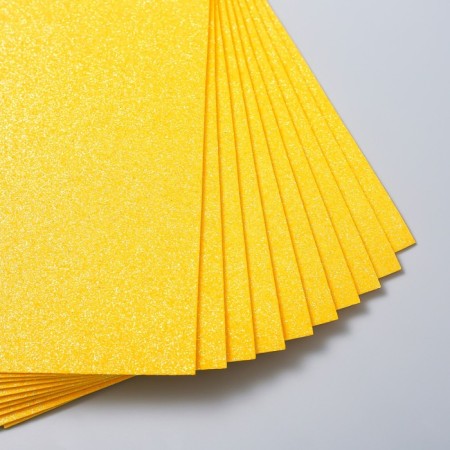 Foamiran glitter 4 Hobby 2 mm, central zhlty, 20x30 cm-1