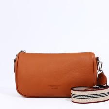 Bag Cross-Bodi with a zipper, the color is red