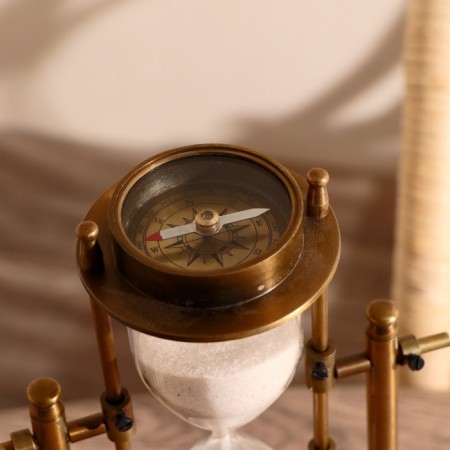 Sanding clock "Rotation" Brass (5 min)-3