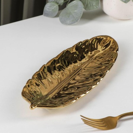 Ceramic serving dish "Golden Leaf", 26 × 10 cm, gold color-1