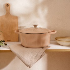 Cast iron pan with enamel coating SL Home, D = 24.5 cm, h = 11 cm, pink color