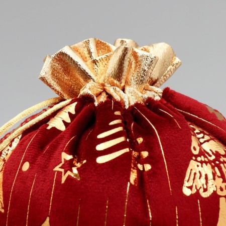 Bag gift plush “heat and love”, Christmas trees, embossing, 20 x 30 cm +/- 1.5 cm, New Year-2