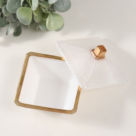 Casket glass "Flash" white with gold 7.5x7.5x6 cm-2