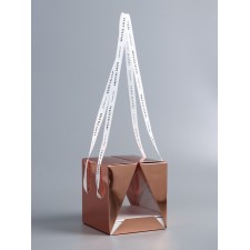 Bearbox under the bento-port with ribbons, pink-gold, 15.5 x 15.5 x 16 cm
