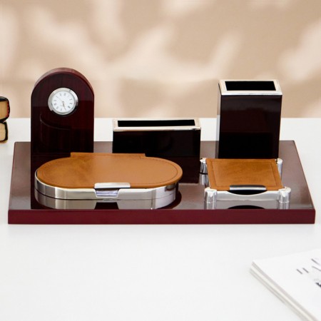 Table 5B1 set with a business card and clock, cherry 34x20x13 cm-1