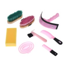 A horse care set, 8 items