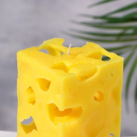 Aromatic decorative candle "openwork", yellow, 6x6x12 cm, melon-1