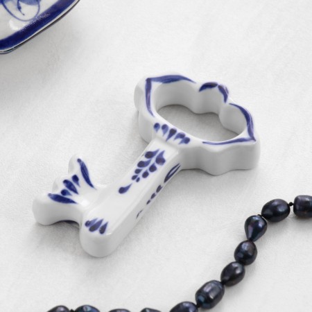 Souvenir "Key", 6 x 9.5 x 1cm-1