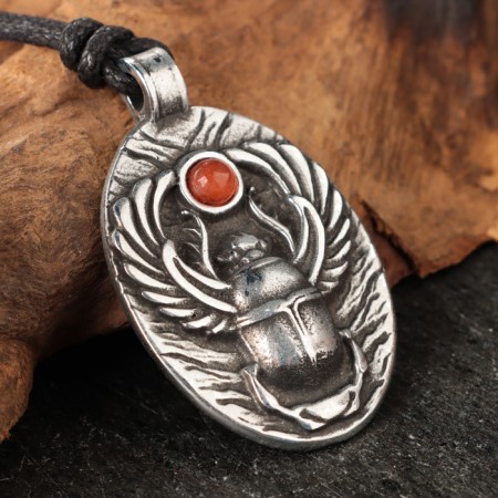 Scarabian amulet with a carbonic stone, 30x47 mm, metallic-1