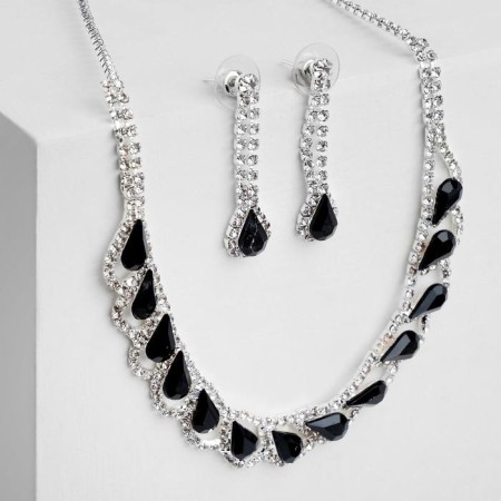 Set 2 objects: earrings, necklace necklace drops, black and white color in silver, 45 cm