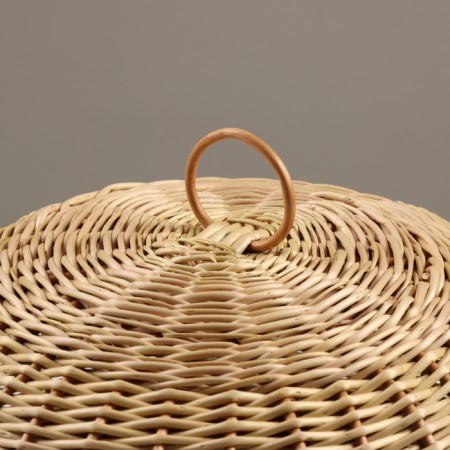 Club round with a lid, d = 32 cm-10