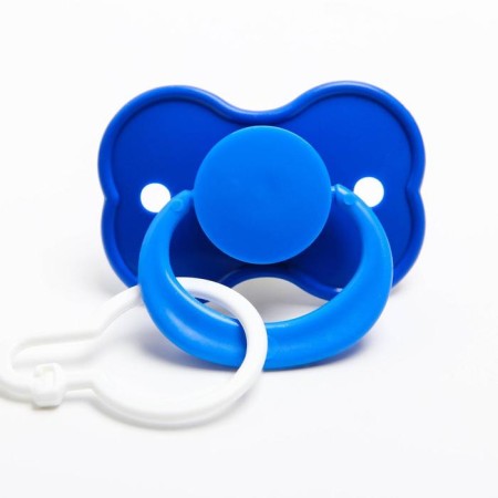 Latex classic dummy with the ring "Best Child", on a chain with a clothespin, from 0 - 3 months.-1